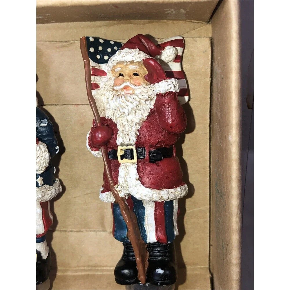 Boston Warehouse Christmas Patriotic Santa Dip Cheese Charcuterie Spreader Set